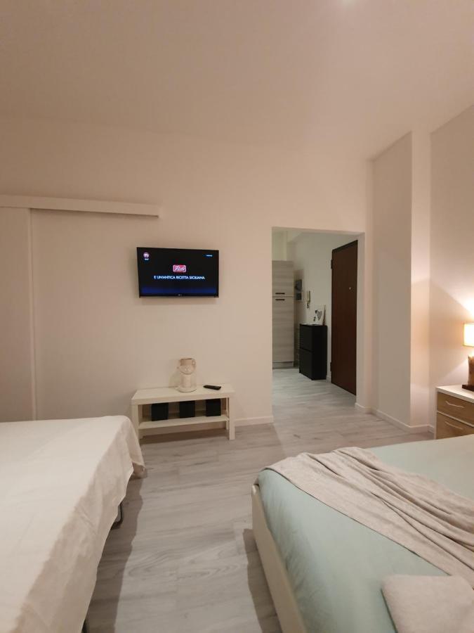 Fiera San Siro Suites 2 Milan Bagian luar foto